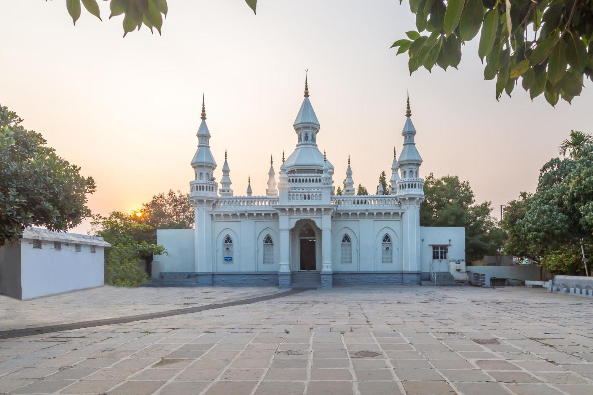 Hotel O Grand Brundavan Secunderābād Exterior foto